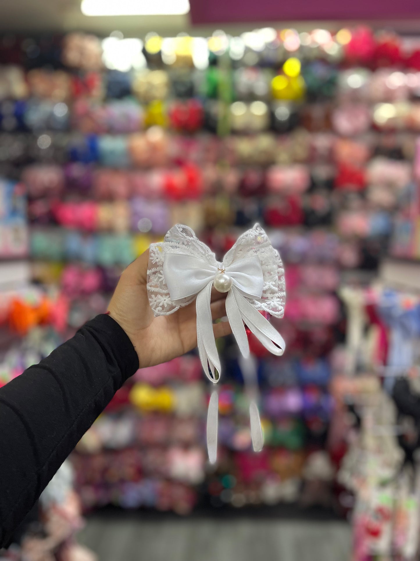 Moño De Encaje Con Perla - Los Moños De Kari