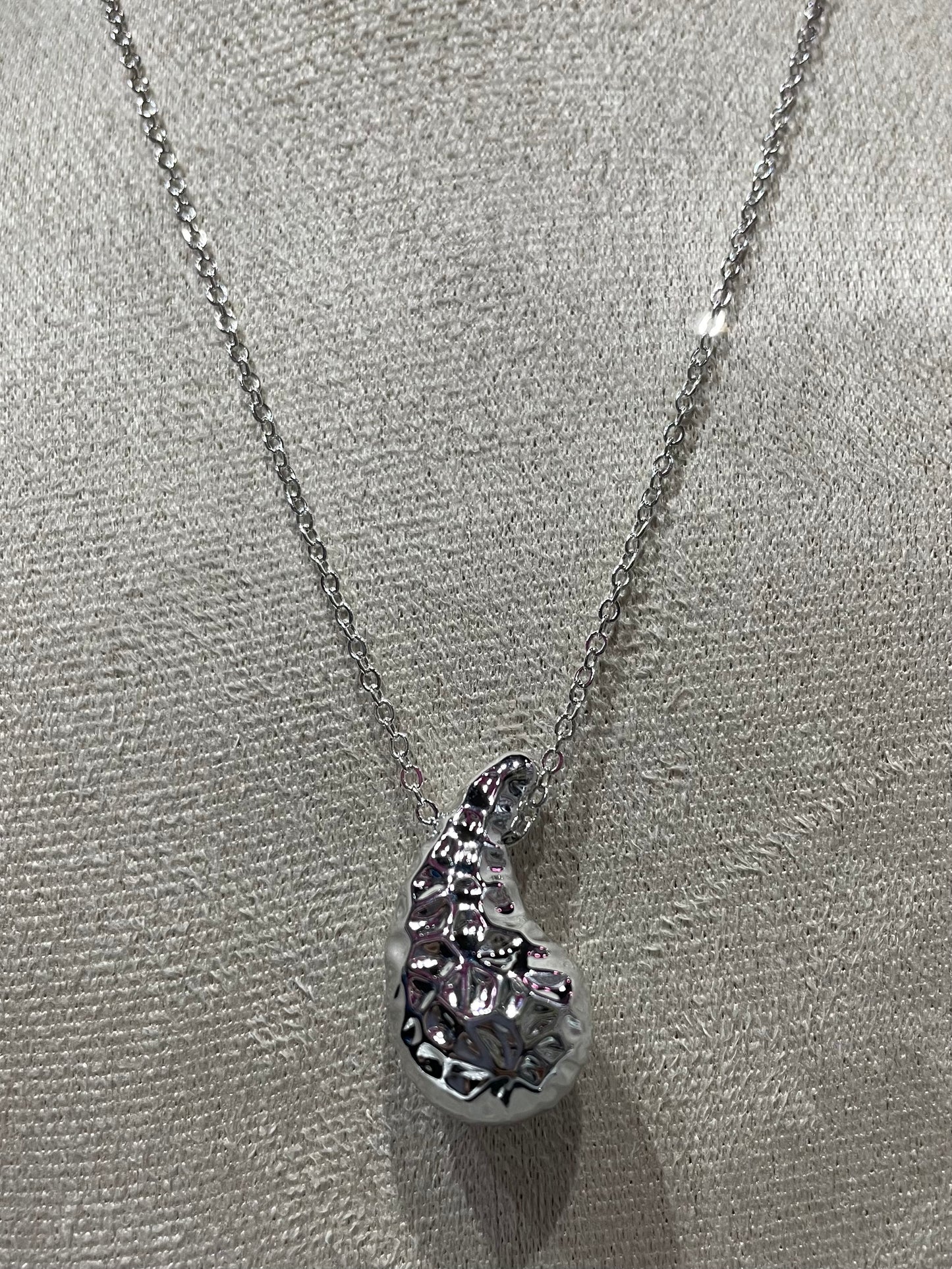 Collar con dije liso en Plateado - Bling Bling