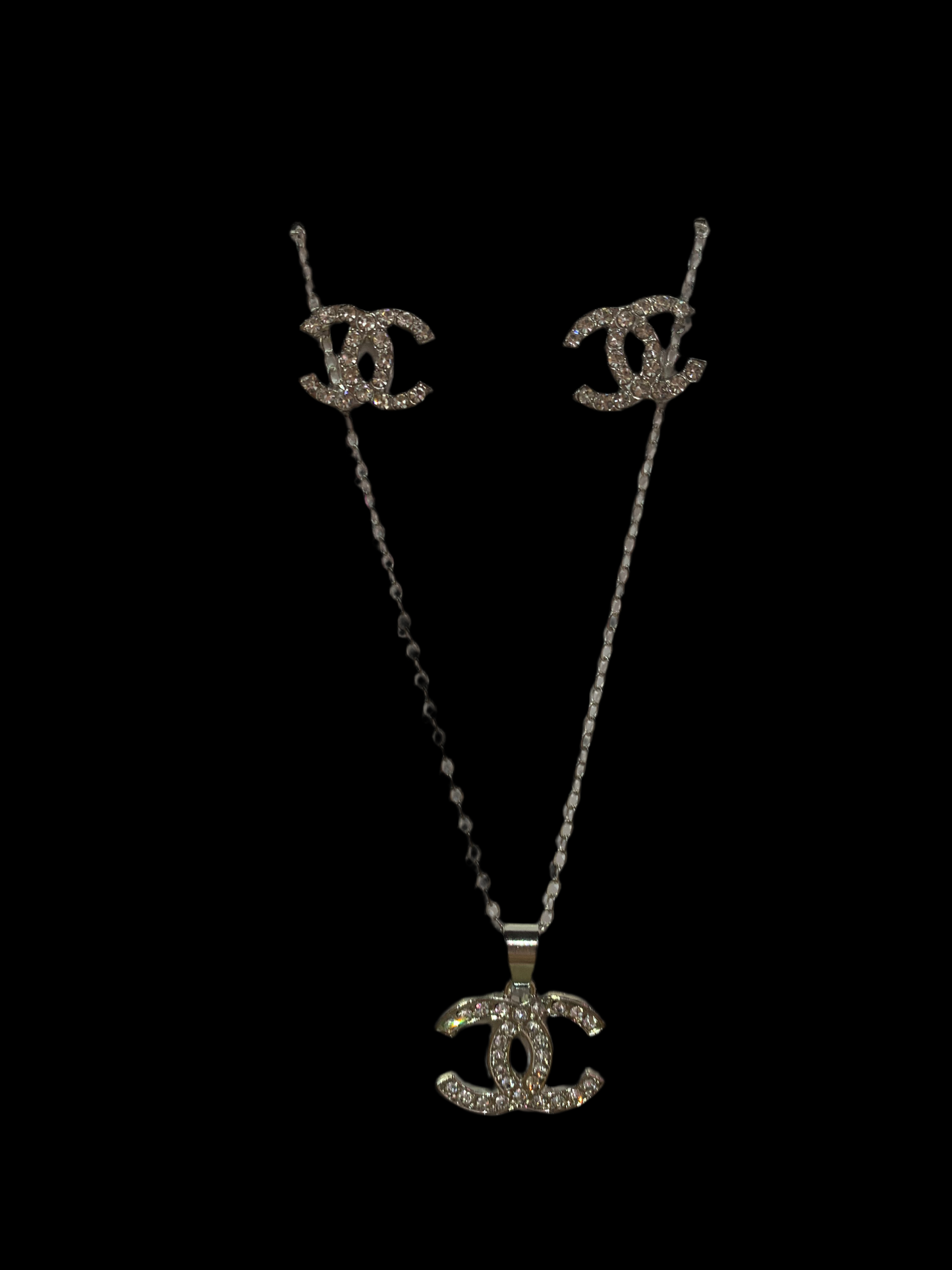 Conjunto de collar y aretes