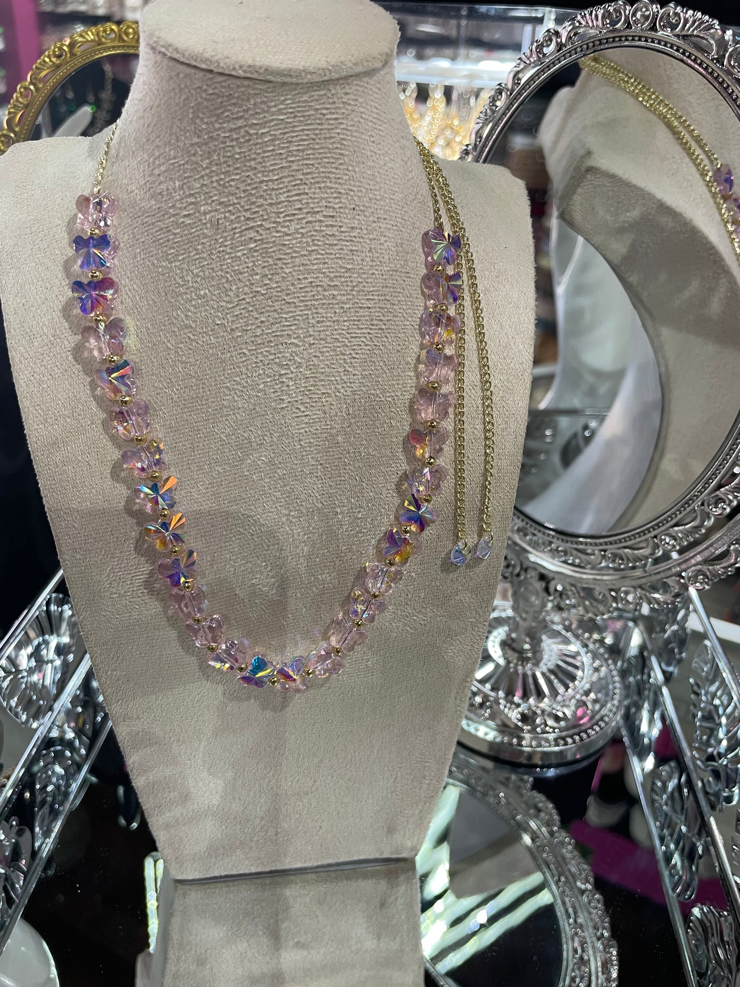 Collar Ajustable con dijes de Mariposa - Bling Bling