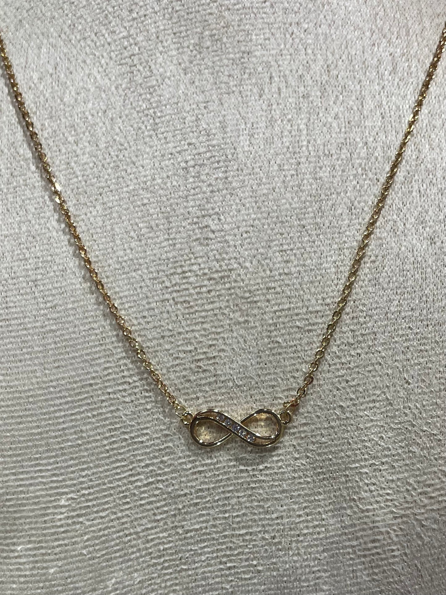 Collar de Zirconia con dije de Infinito - Bling Bling