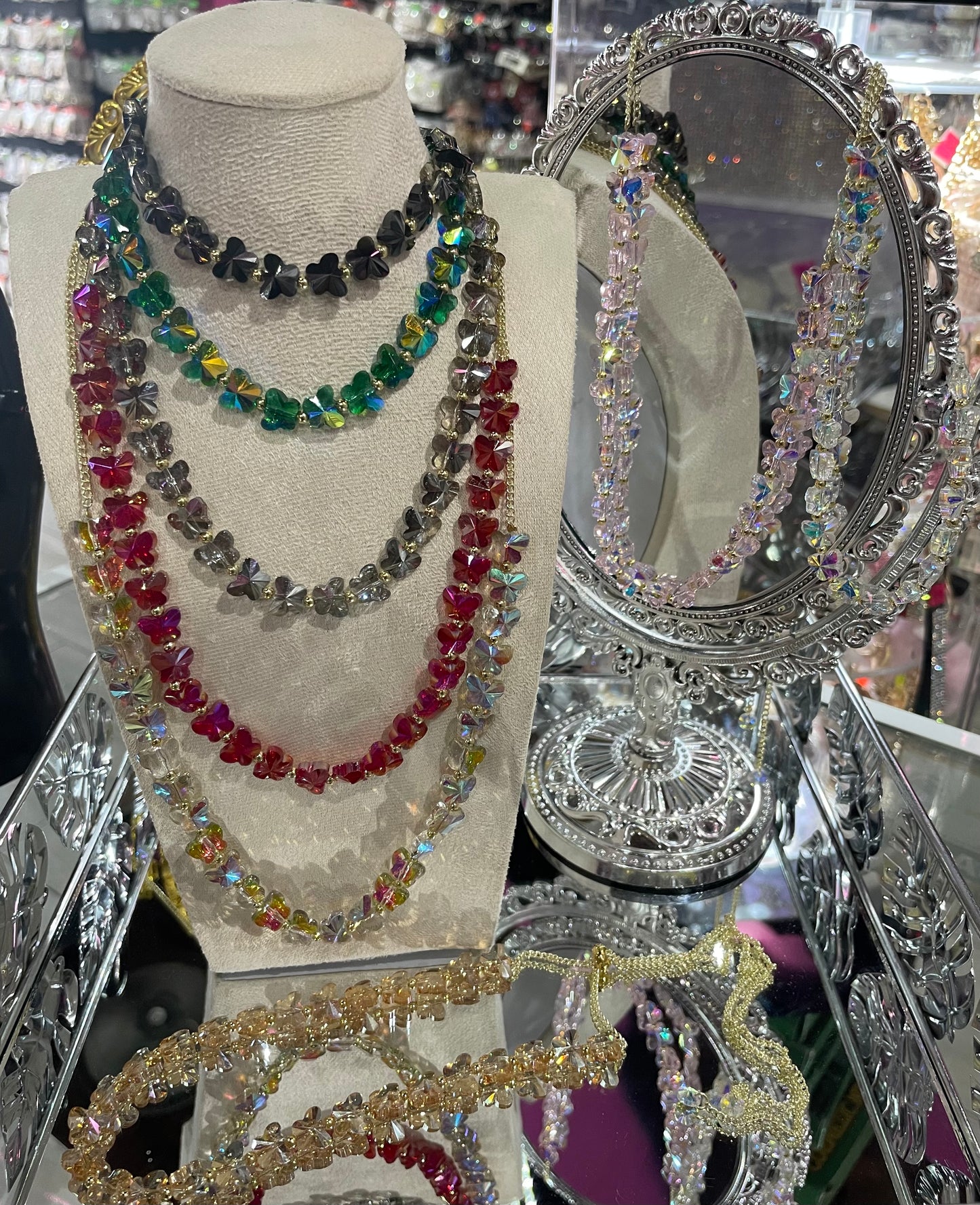 Collar Ajustable con dijes de Mariposa - Bling Bling