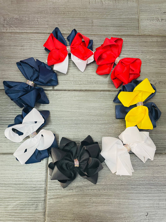 Moño Escolar Con Pedrería - Los Moños De Kari