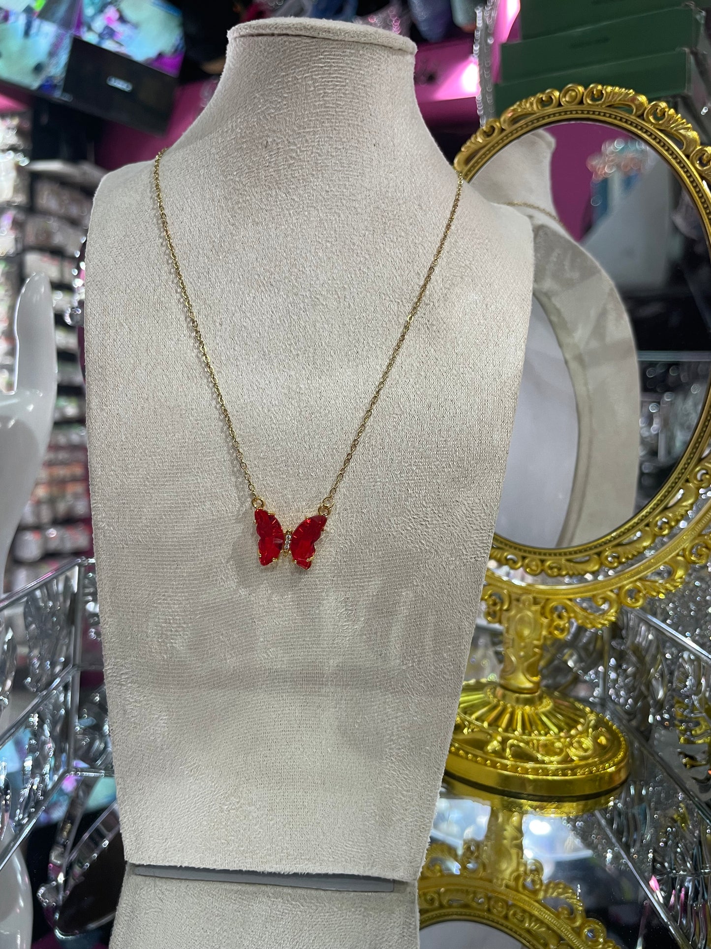 Collar Con dije de Mariposa - Bling Bling