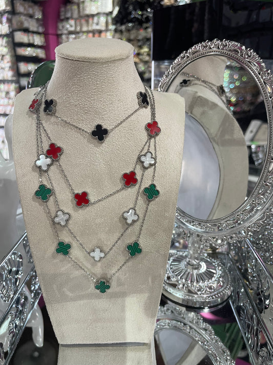 Collar tipo Van Cleef plateada en Acero Inoxidable  - Bling Bling