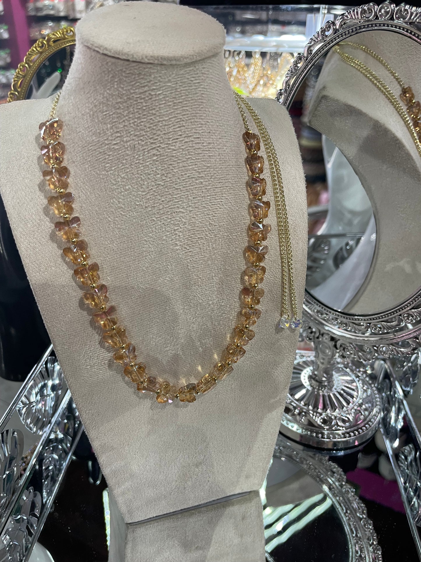 Collar Ajustable con dijes de Mariposa - Bling Bling