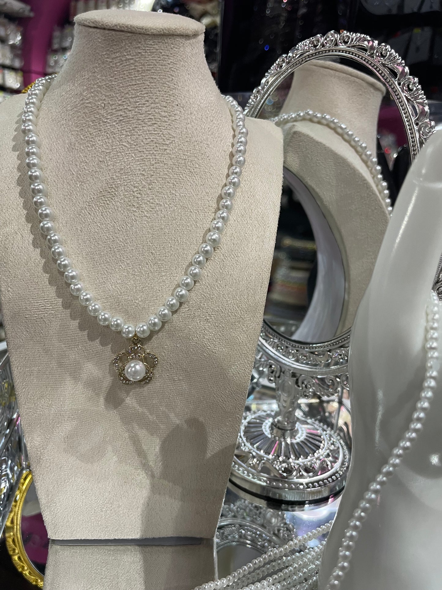 Collar de Perlas con dije Dorado - Bling Bling