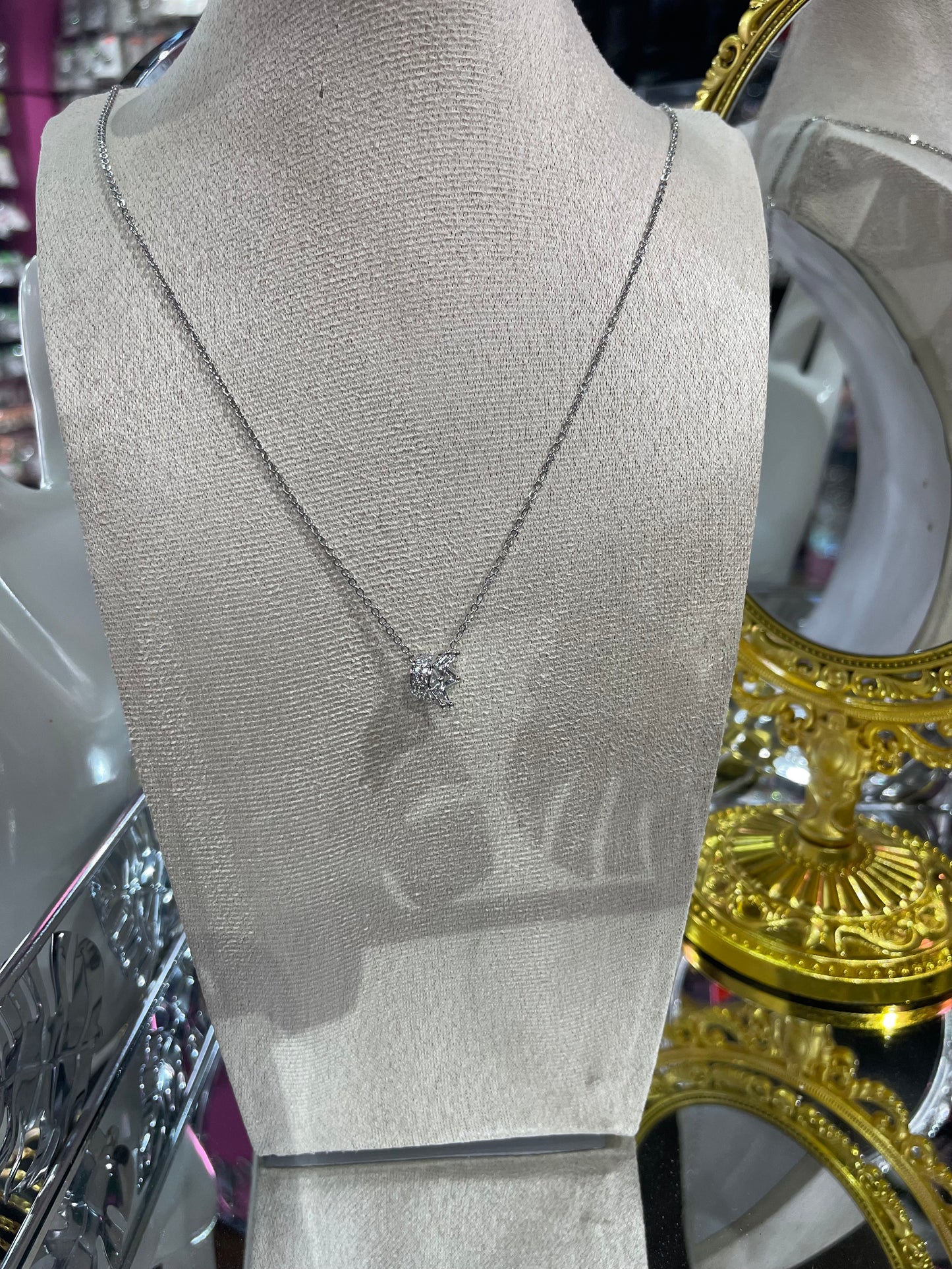 Collar de Zirconia con dije de Corona - Bling Bling