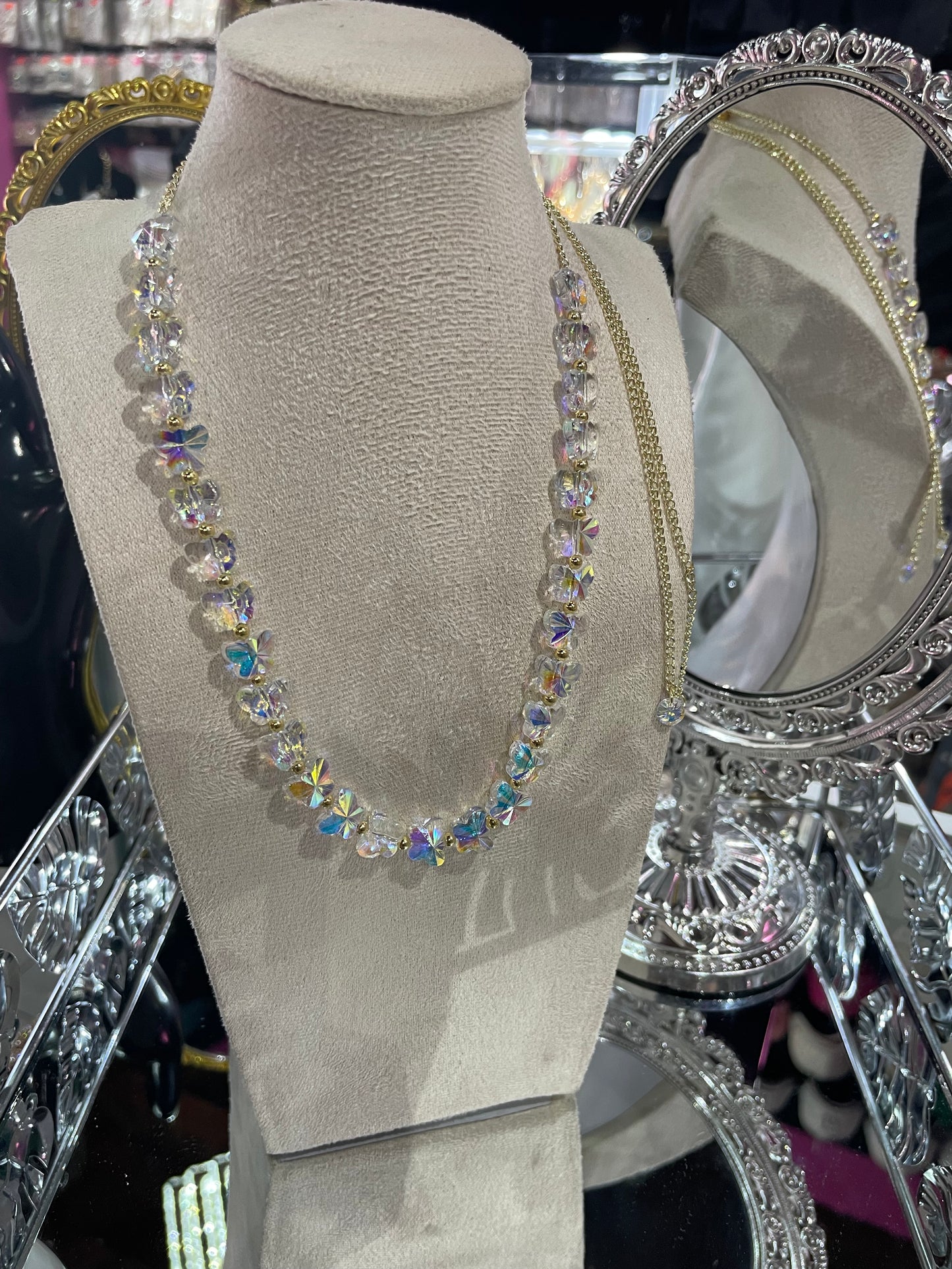 Collar Ajustable con dijes de Mariposa - Bling Bling