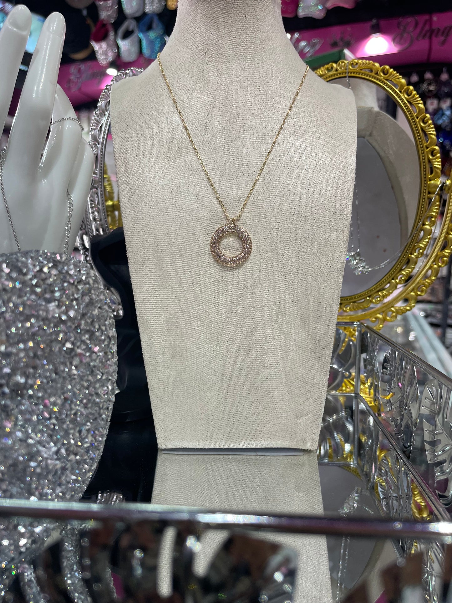 Collar de Zirconia con dije de Dona Brillante - Bling Bling