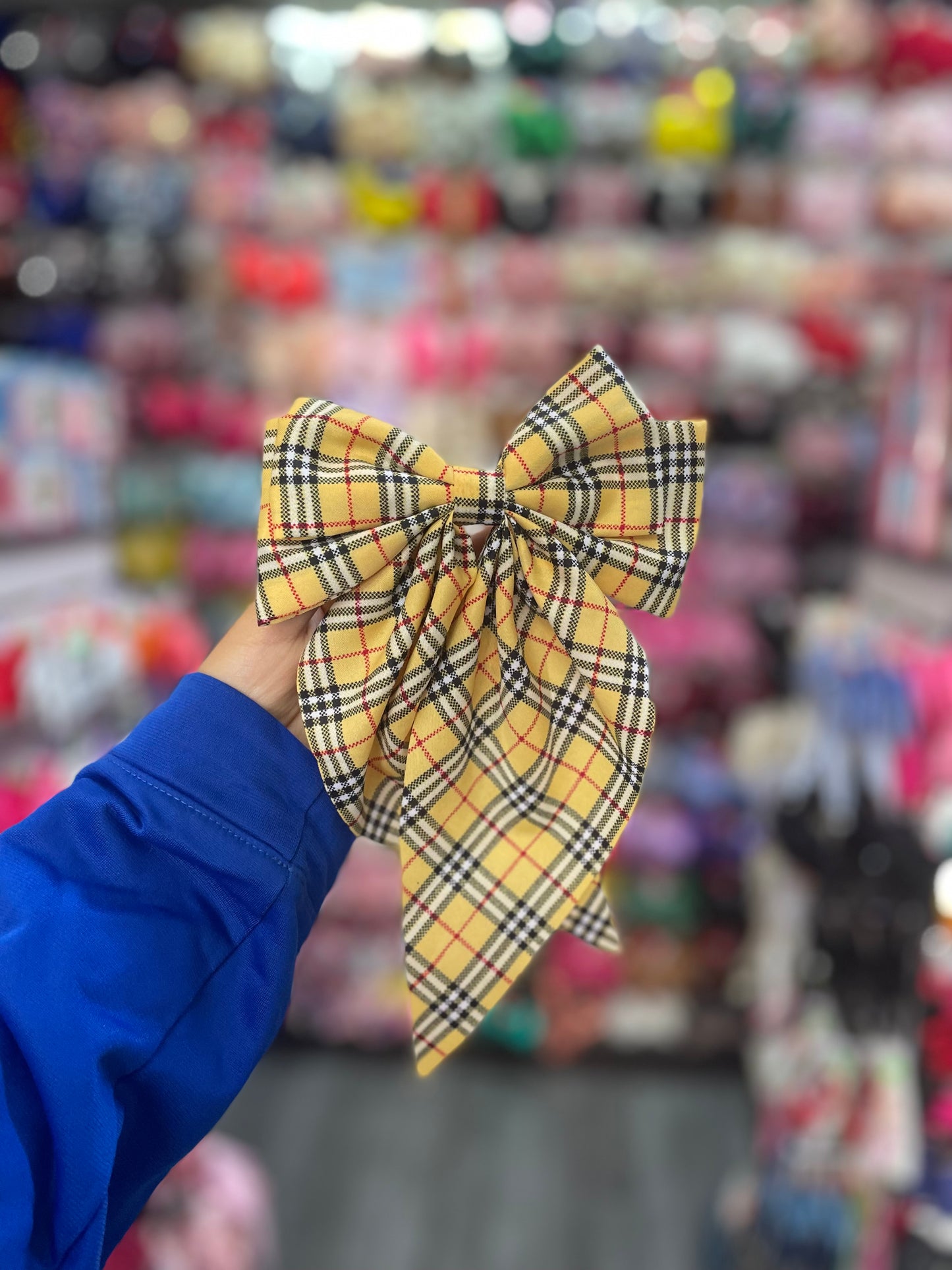 Moño Con Estampado De Rayas - Los Moños De Kari
