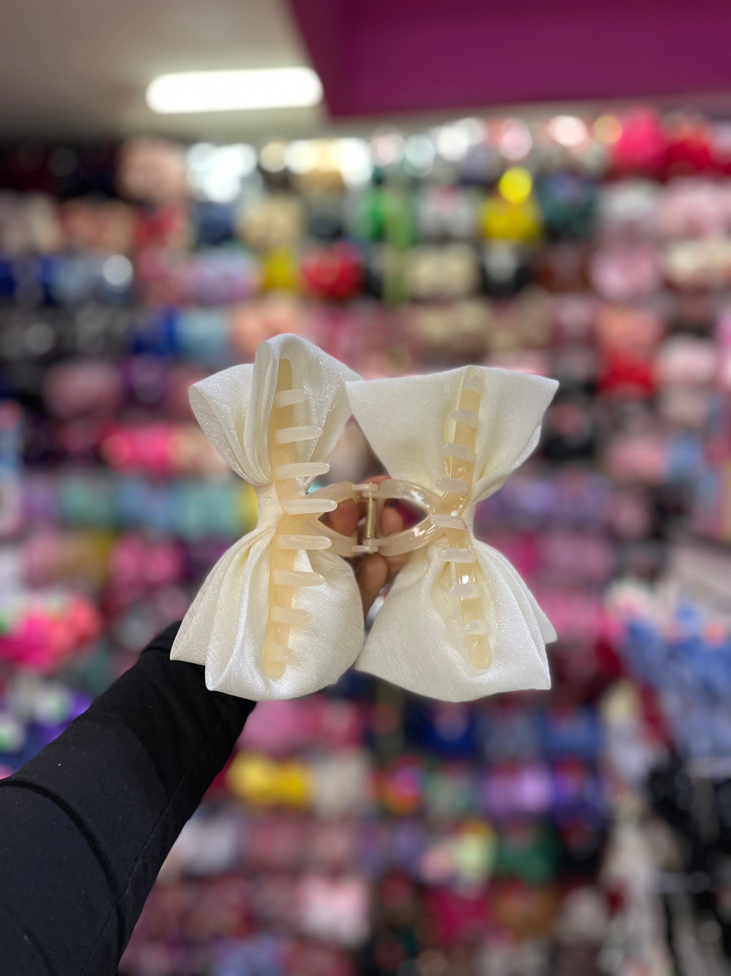 Pinza Con Moño De Organza Brillante - Los Moños De Kari