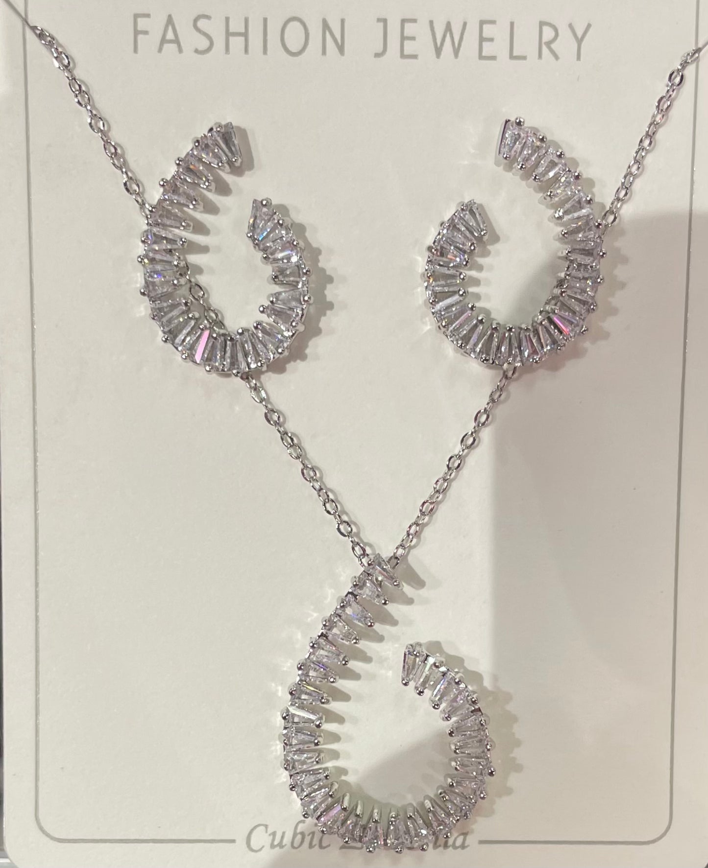 Conjunto de Collar y Aretes con Espiral Brillante - Bling Bling
