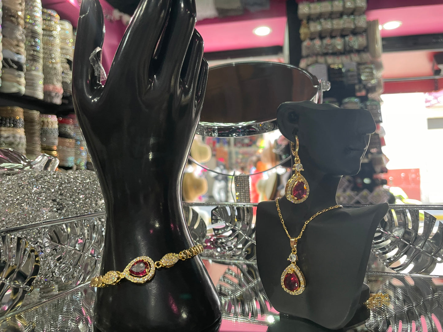 Conjunto de Joyería Dorada con Piedra Incrustada - Bling Bling