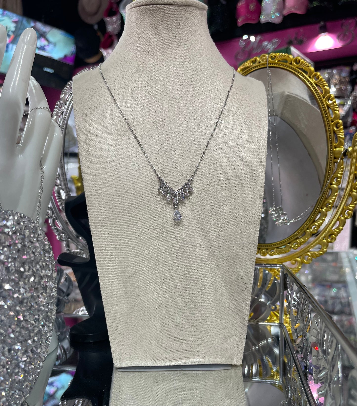 Collar Con Pedrería de   Zirconias - Bling Bling