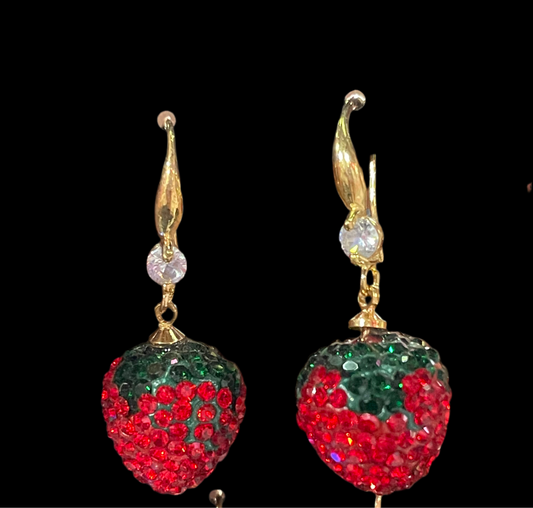 Aretes largos de fresa - Bling Bling