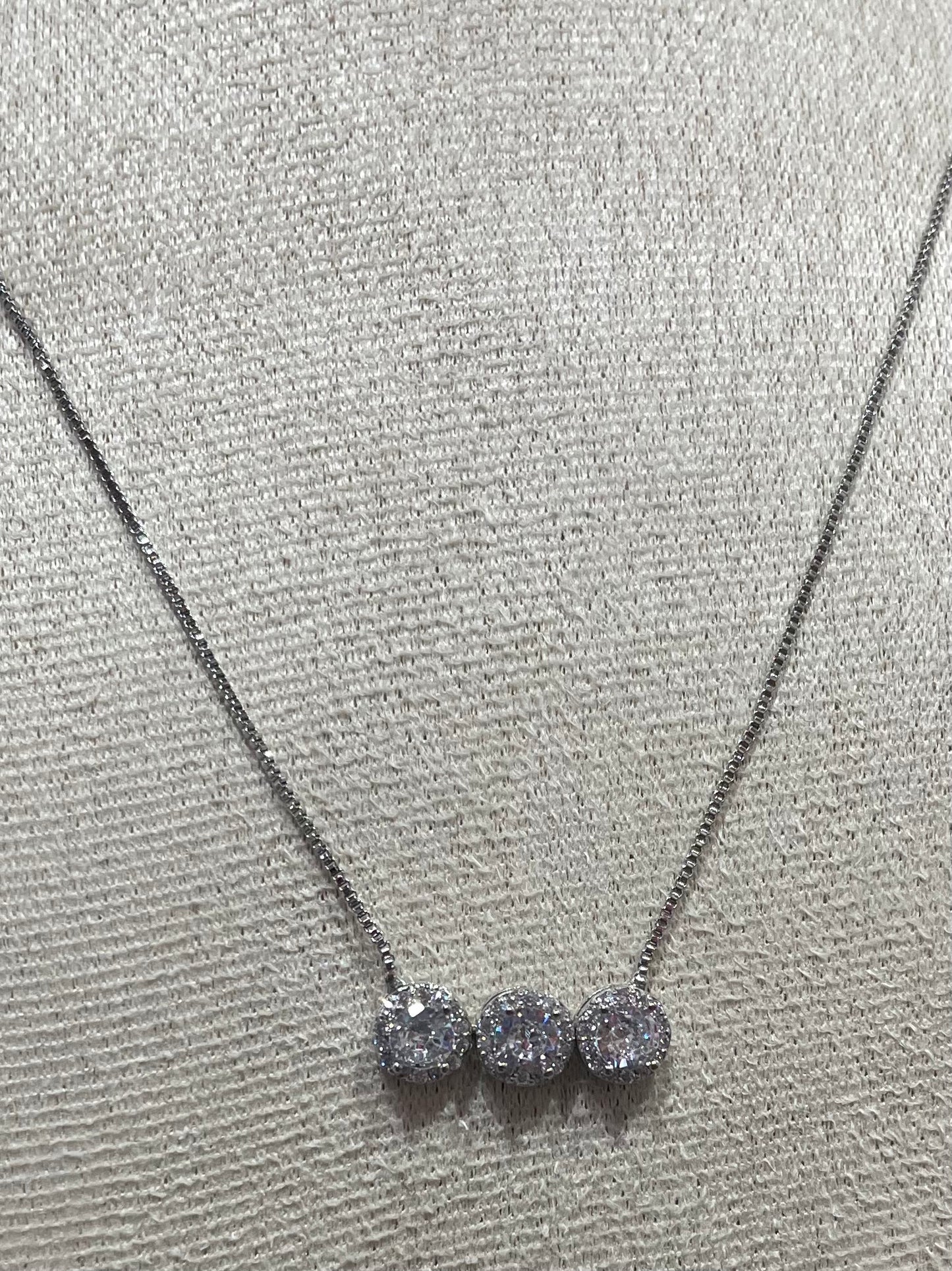 Collar de Zirconia con dijes Circulares con Piedra Brillante - Bling Bling