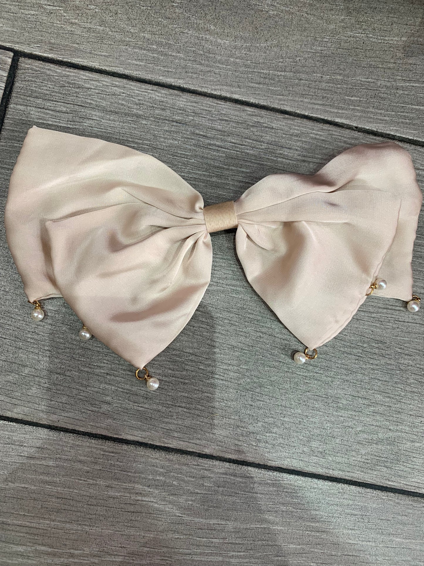 Moño con perlas - bling bling