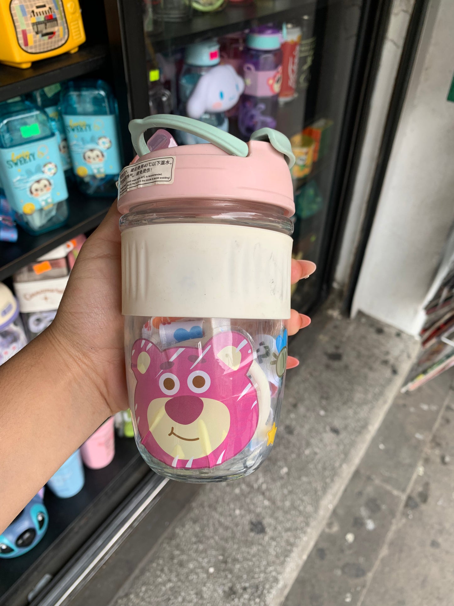 Botella de agua Disney - Queen Cosmétics
