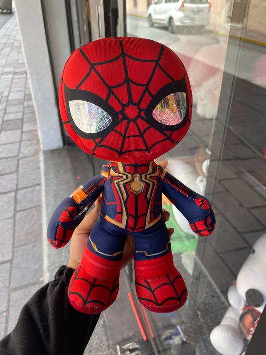 Peluche  personajes Marvel - Queen cosmetics