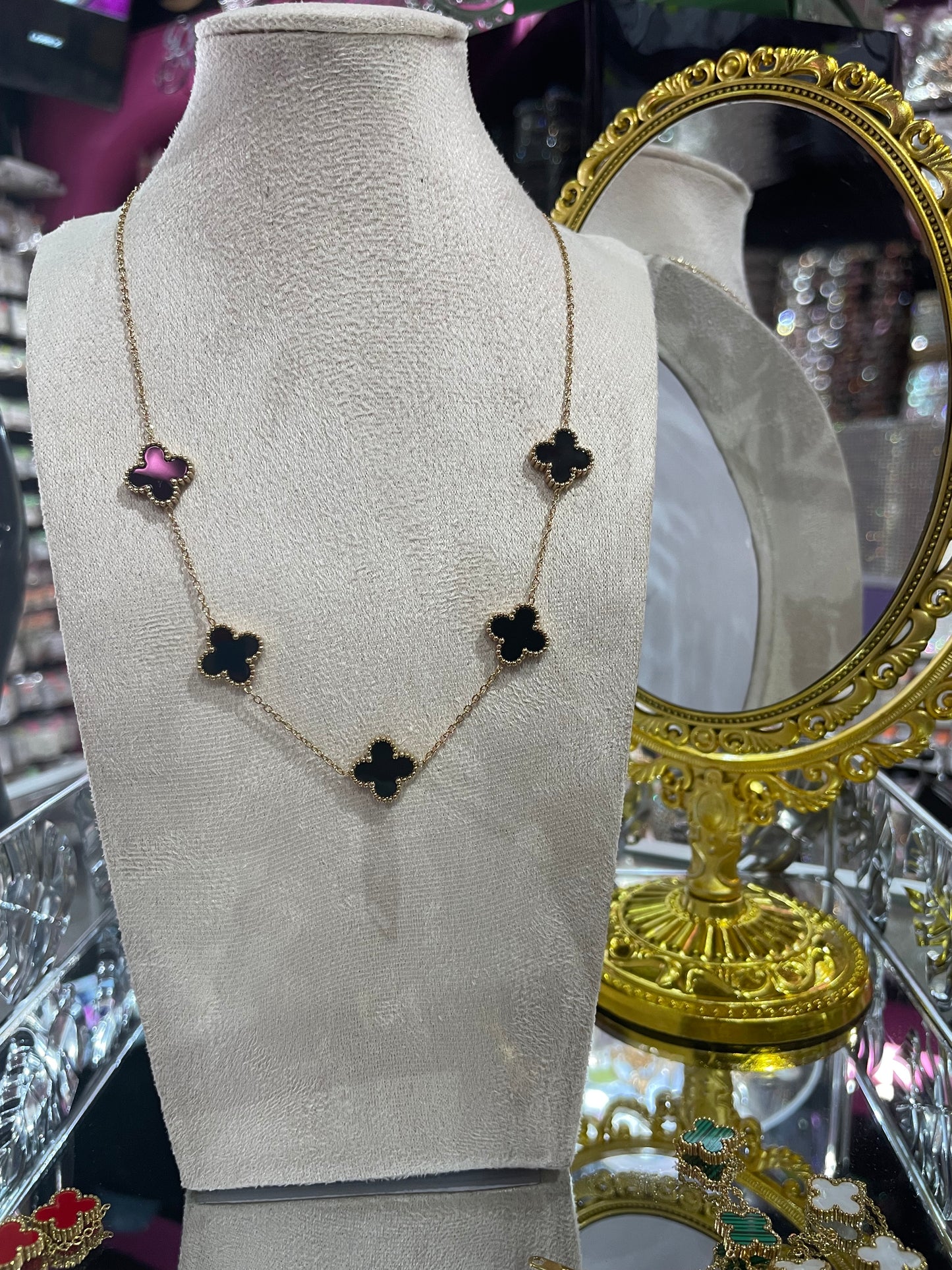 Collar tipo Van Cleef dorado en Acero Inoxidable - Bling Bling