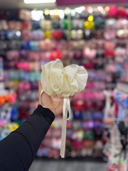 Moño “Nube” Con Pedrería - Los Moños De Kari