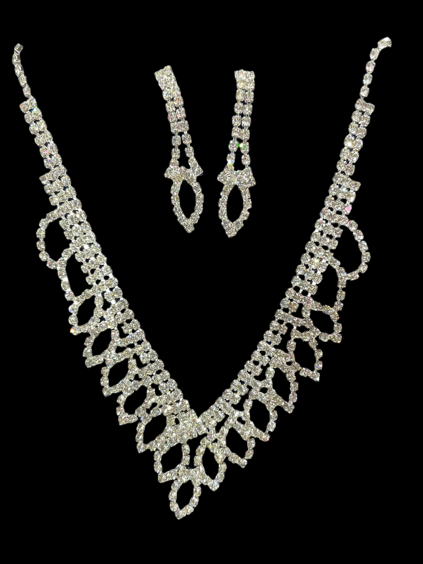 Juego de aretes y collar (plata)
