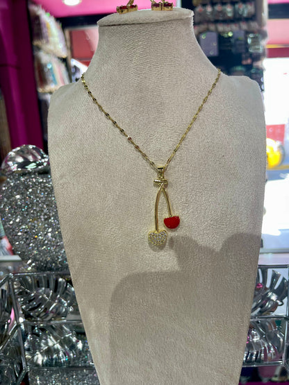 Collar dorado con dije de Cereza - Bling Bling