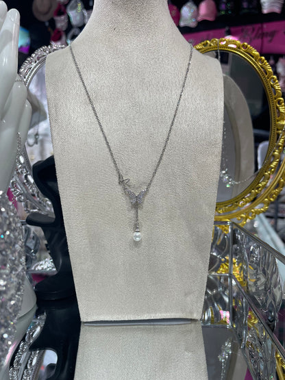 Collar de Zirconia con dije de Mariposas y Perla colgante - Bling Bling