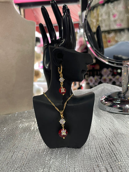 Juego de collar y aretes con dije en forma Circular - Bling Bling