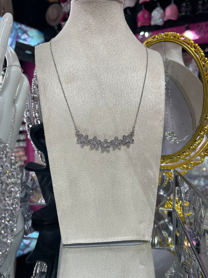Collar de Zirconia con dije de Flores - Bling Bling
