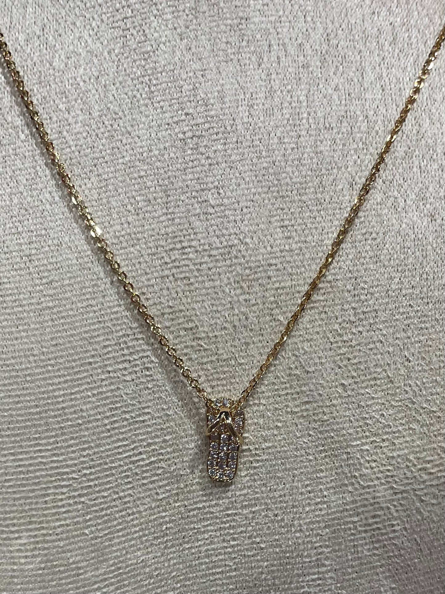 Collar de Zirconia con dije de Sandalia - Bling Bling