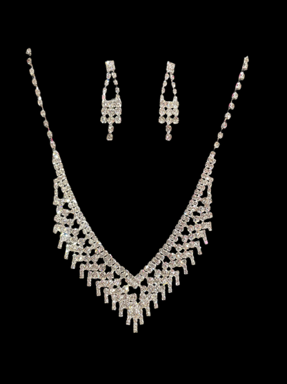 Juego de Collar y Aretes en Plateado - Bling Bling