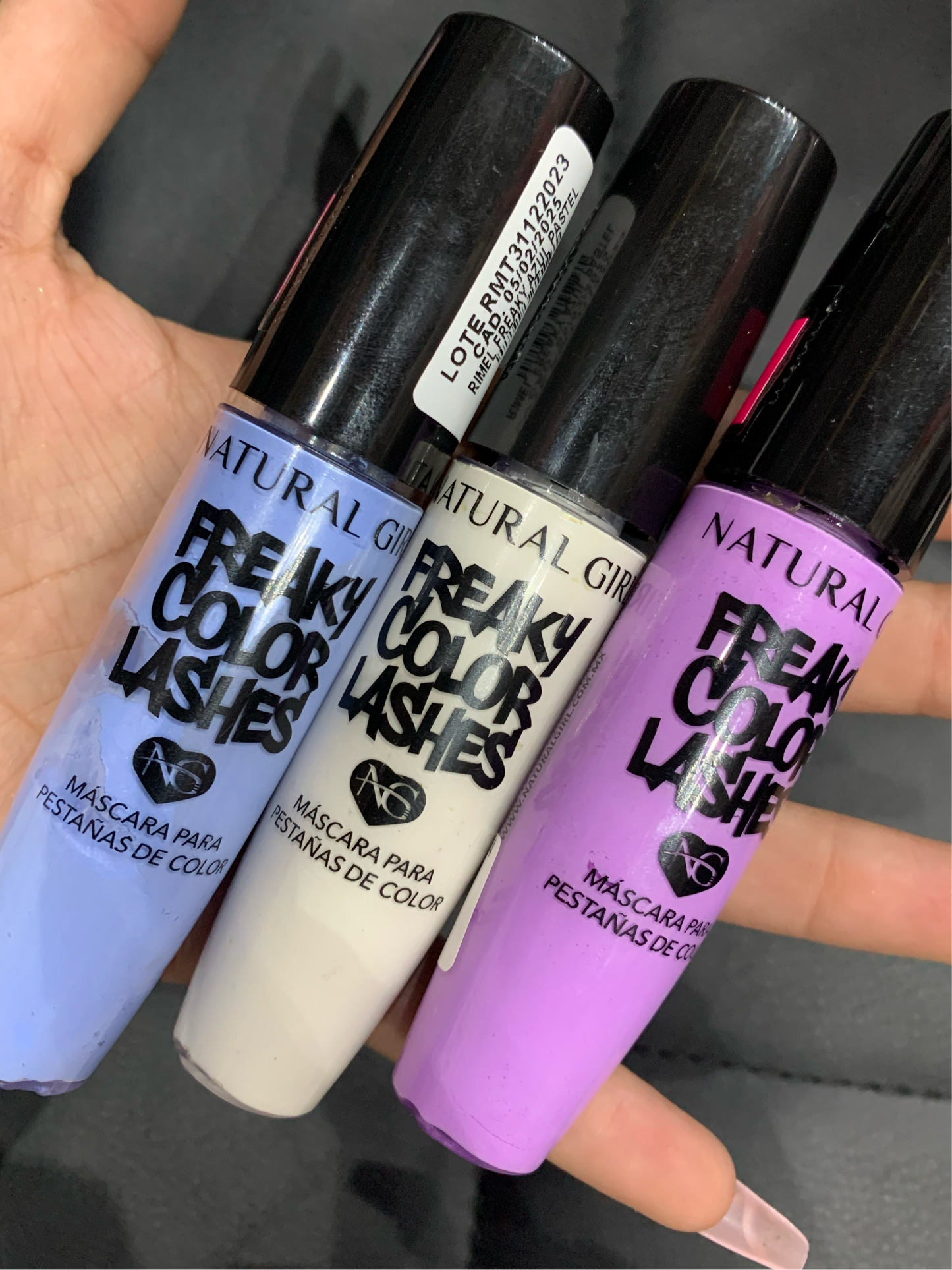 Máscara para pestañas - freaky color lashes