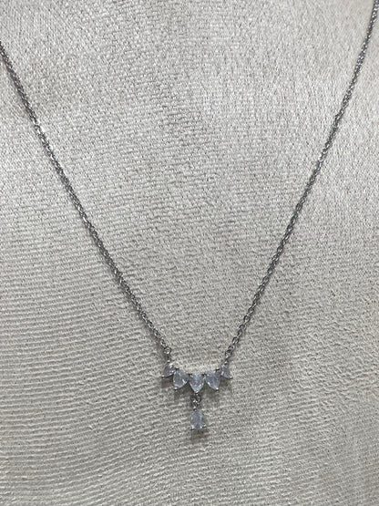 Collar Con Zirconias Pequeñas en forma de diamantes - Bling Bling