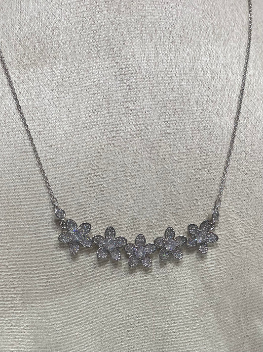 Collar de Zirconia con dije de Flores - Bling Bling