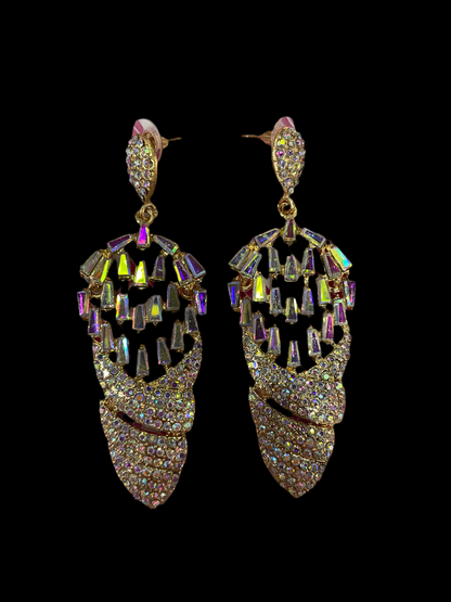Aretes largos en dorado diseños - Bling Bling