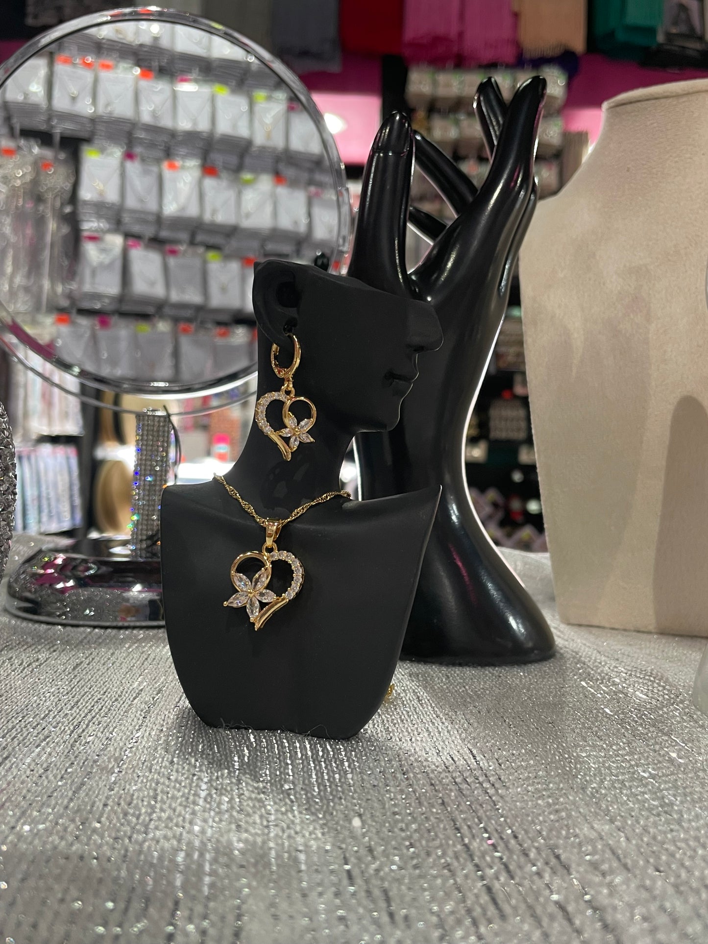 Juego de Collar dorado con dije - Bling Bling