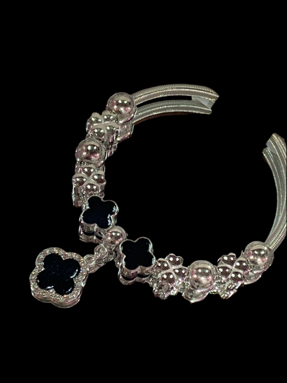 Pulseras con dijes