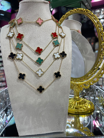 Collar tipo Van Cleef dorado en Acero Inoxidable - Bling Bling