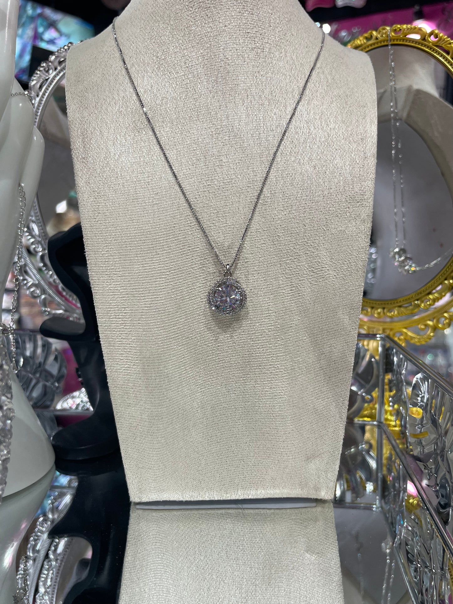 Collar de Zirconia con Dije Circular con piedra Brillante - Bling Bling