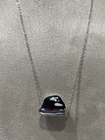 Collar con dije liso en Plateado - Bling Bling