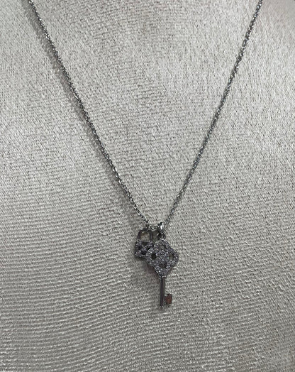 Collar de Zirconia con dije de Llave y Candado - Bling Bling