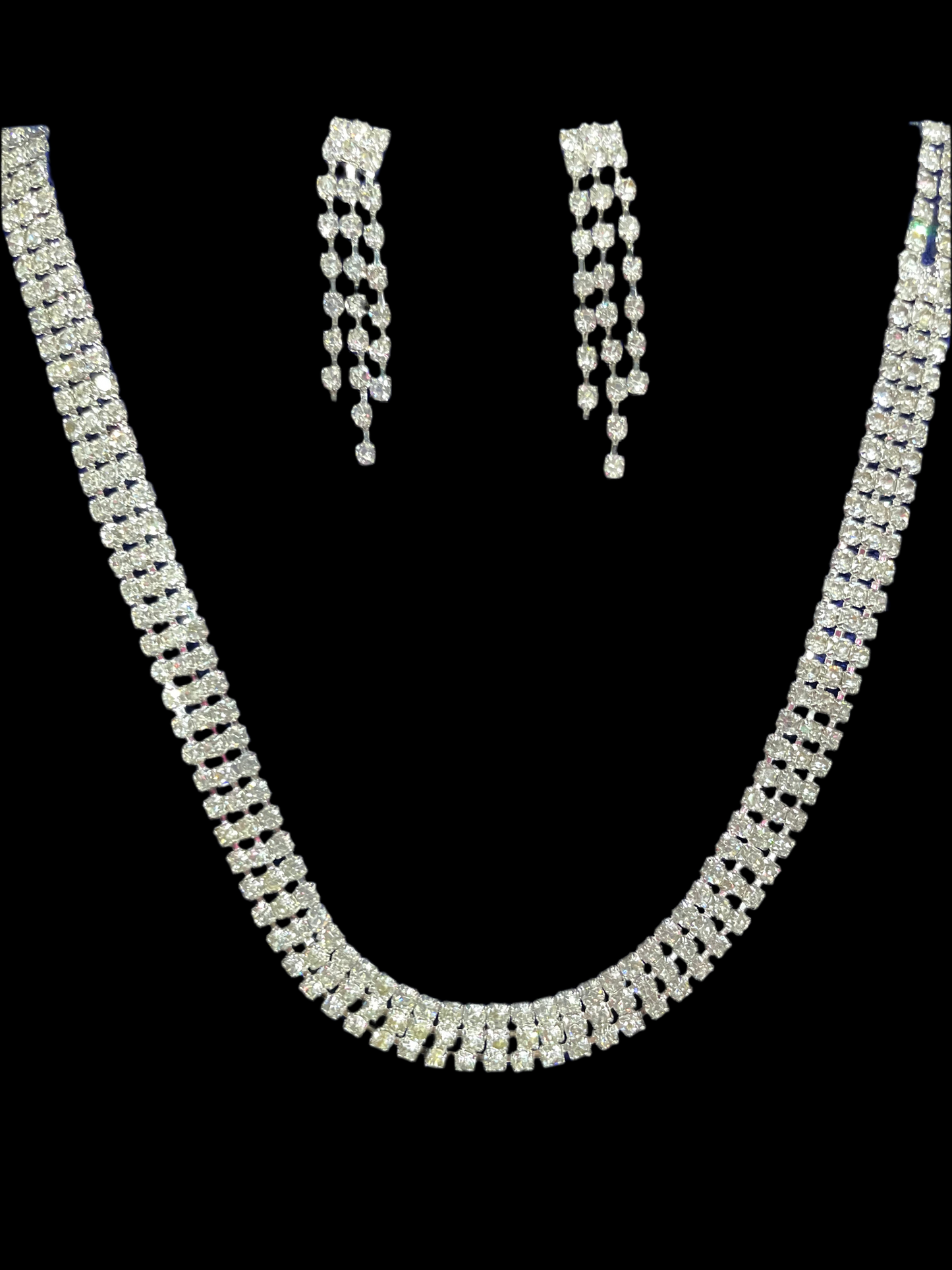 Juego de aretes y collar (plata)