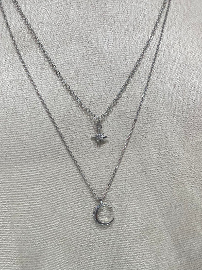 Collar de Zirconia con doble cadena y dije de Luna con Estrella - Bling Bling