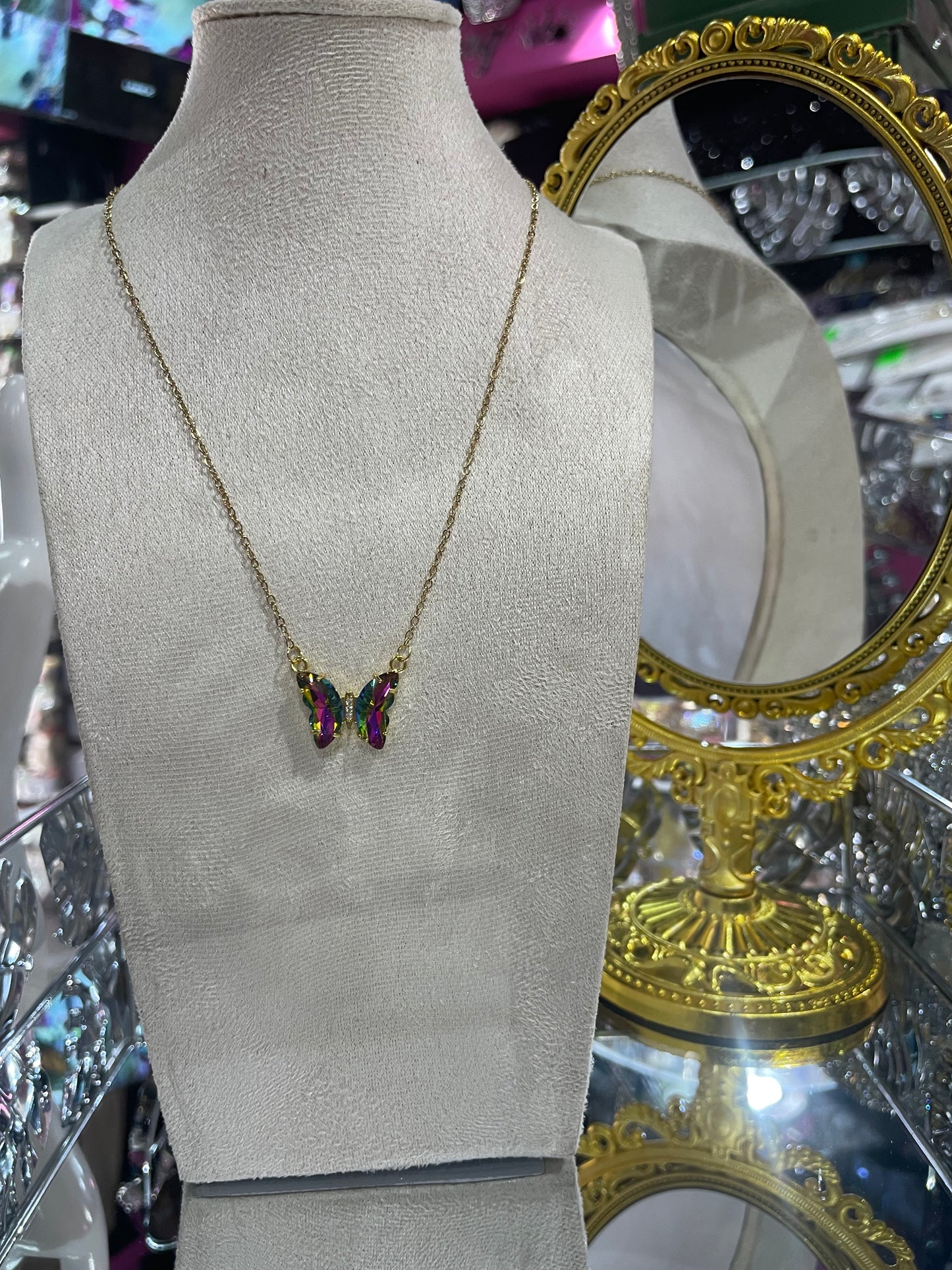 Collar Con dije de Mariposa - Bling Bling