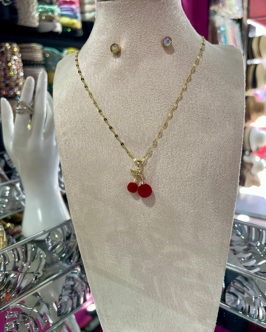 Juego de Collar y aretes con dije de Cereza - Bling Bling