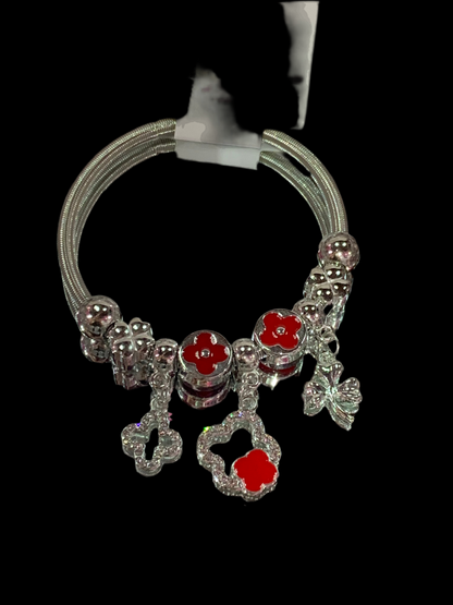 Pulseras con dijes