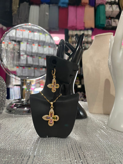 Juego de Collar dorado con dije - Bling Bling