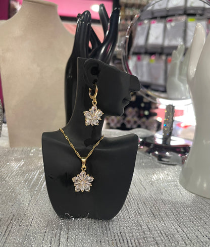 Juego de Collar dorado con dije - Bling Bling